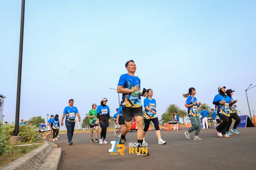 Race photo from ISOPlus Run 2024 Jakarta