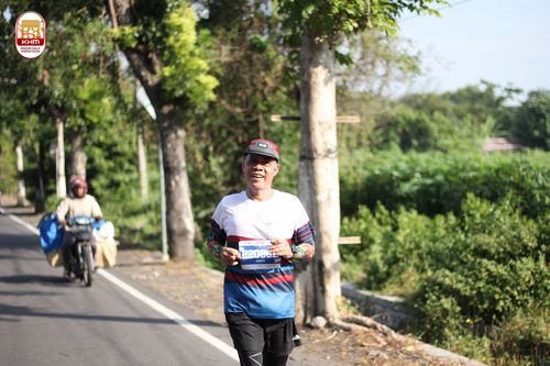 Race photo from Kediri Half Marathon 2024