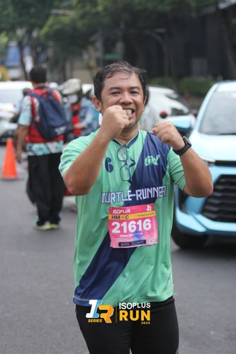 Race photo from Isoplus Run 2024 Surabaya