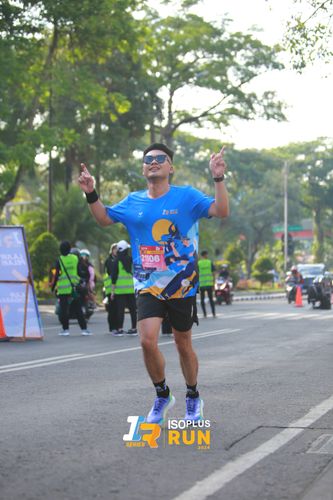 Race photo from Isoplus Run 2024 Surabaya
