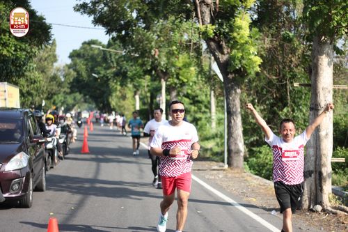 Race photo from Kediri Half Marathon 2024
