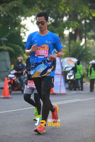 Race photo from Isoplus Run 2024 Surabaya