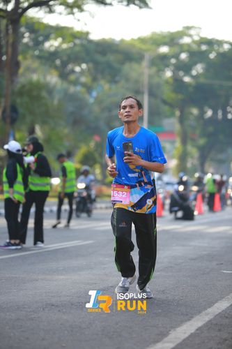 Race photo from Isoplus Run 2024 Surabaya