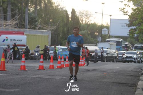 Race photo from Jabar Run 10K 2024