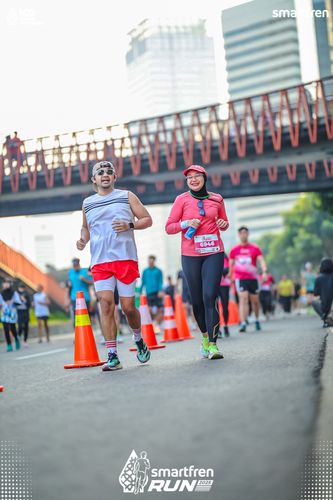 Race photo from Smartfren Run 2025 