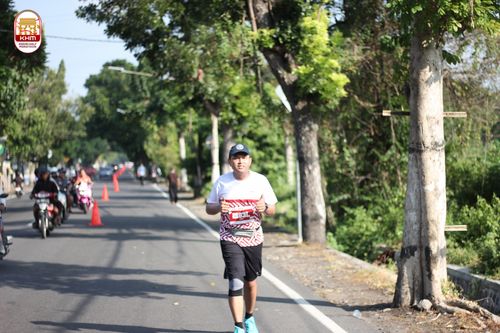 Race photo from Kediri Half Marathon 2024
