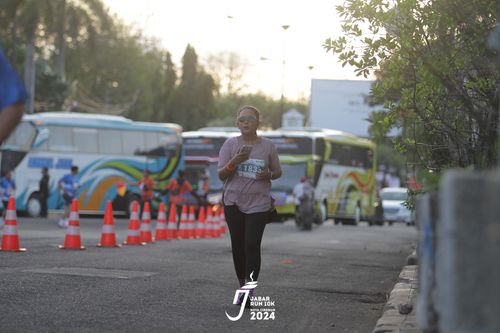 Race photo from Jabar Run 10K 2024