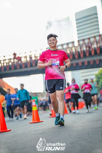 Race photo from Smartfren Run 2025 