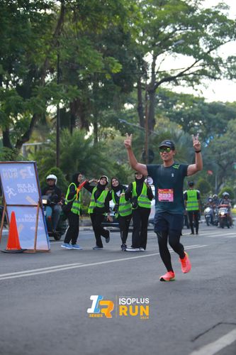 Race photo from Isoplus Run 2024 Surabaya