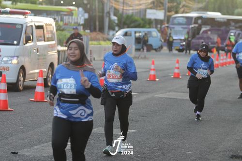 Race photo from Jabar Run 10K 2024