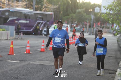 Race photo from Jabar Run 10K 2024