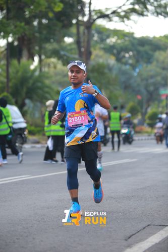 Race photo from Isoplus Run 2024 Surabaya