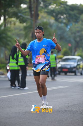 Race photo from Isoplus Run 2024 Surabaya
