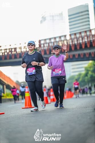 Race photo from Smartfren Run 2025 