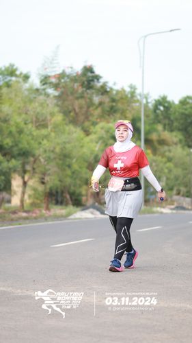 Race photo from Arutmin Borneo Run 2024