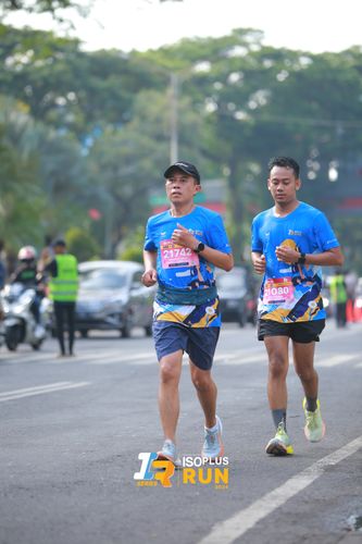 Race photo from Isoplus Run 2024 Surabaya
