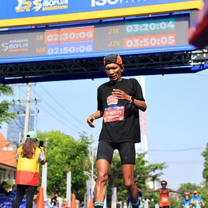 Race photo from SURABAYA ISOPLUS MARATHON 2026