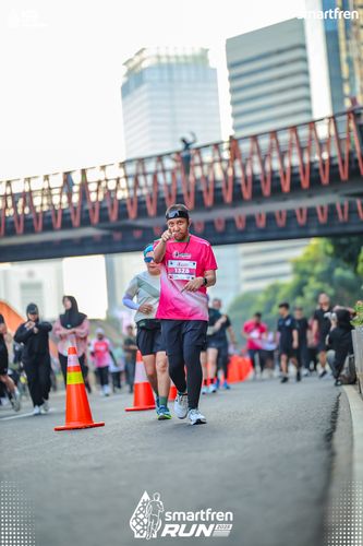 Race photo from Smartfren Run 2025 