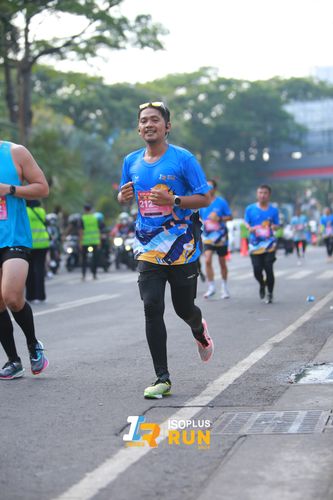 Race photo from Isoplus Run 2024 Surabaya