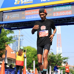 Race photo from SURABAYA ISOPLUS MARATHON 2026