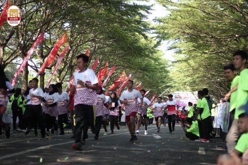 Race photo from Kediri Half Marathon 2024