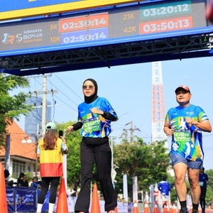 Race photo from SURABAYA ISOPLUS MARATHON 2026