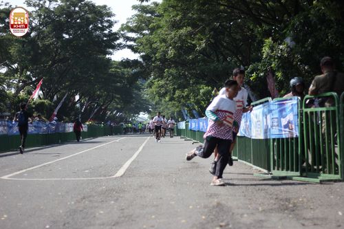 Race photo from Kediri Half Marathon 2024