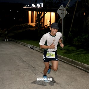 Race photo from BOGORUN 2026