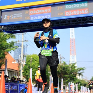Race photo from SURABAYA ISOPLUS MARATHON 2026