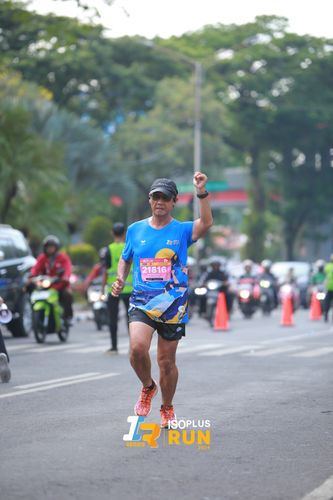 Race photo from Isoplus Run 2024 Surabaya