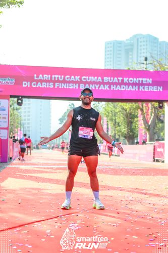 Race photo from Smartfren Run 2025 