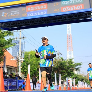 Race photo from SURABAYA ISOPLUS MARATHON 2026