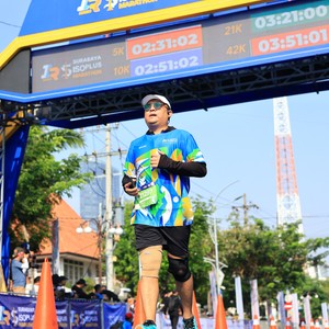 Race photo from SURABAYA ISOPLUS MARATHON 2026