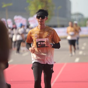 Race photo from KEDIRI HALF MARATHON 2026