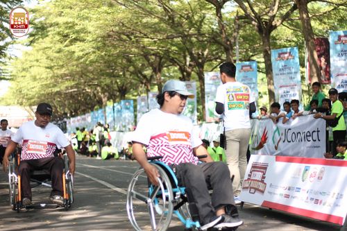 Race photo from Kediri Half Marathon 2024