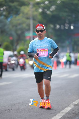 Race photo from Isoplus Run 2024 Surabaya