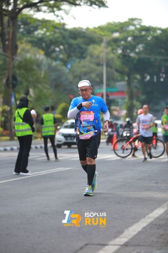 Race photo from Isoplus Run 2024 Surabaya