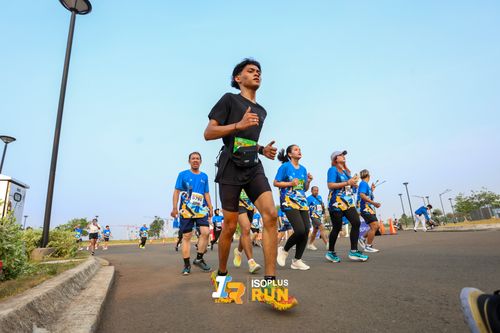 Race photo from ISOPlus Run 2024 Jakarta