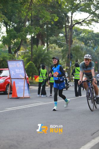 Race photo from Isoplus Run 2024 Surabaya