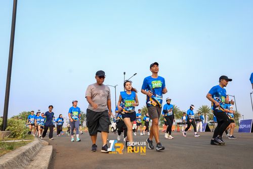 Race photo from ISOPlus Run 2024 Jakarta