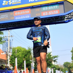 Race photo from SURABAYA ISOPLUS MARATHON 2026