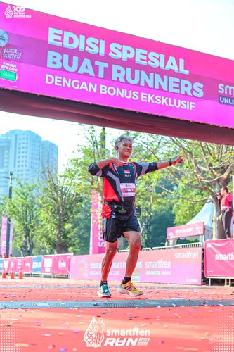 Race photo from Smartfren Run 2025 