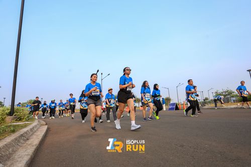 Race photo from ISOPlus Run 2024 Jakarta