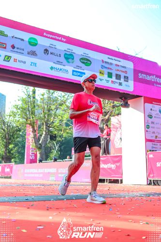 Race photo from Smartfren Run 2025 