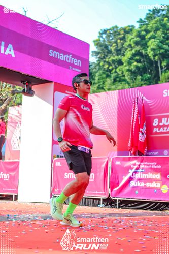 Race photo from Smartfren Run 2025 