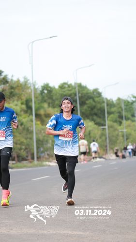 Race photo from Arutmin Borneo Run 2024