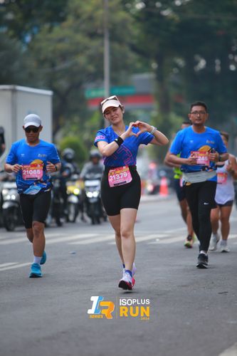 Race photo from Isoplus Run 2024 Surabaya