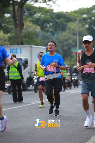 Race photo from Isoplus Run 2024 Surabaya