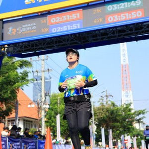 Race photo from SURABAYA ISOPLUS MARATHON 2026