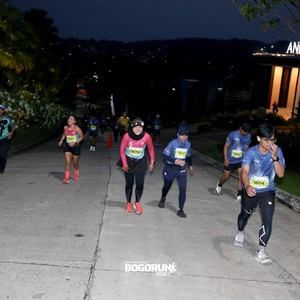 Race photo from BOGORUN 2026